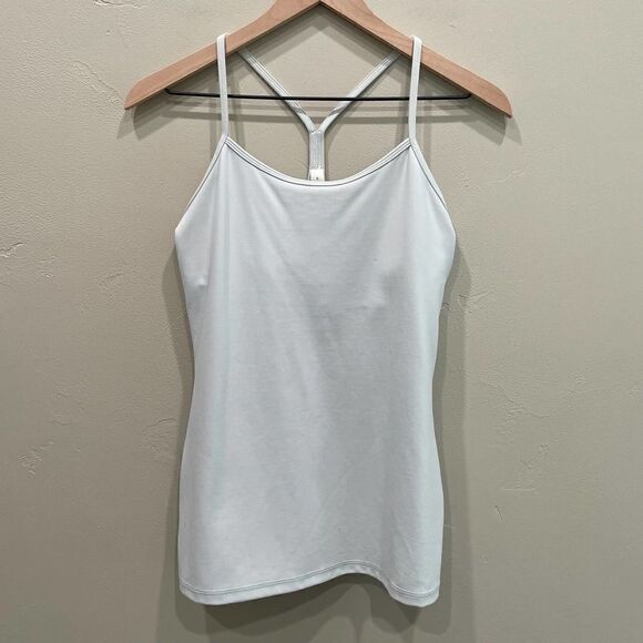 Lululemon Power Y Tank in Island Mist - Size: 8 - Picture 2 of 11